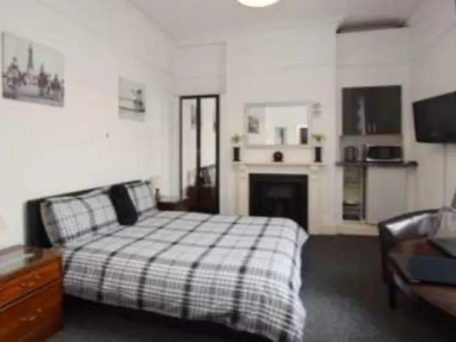 Barrie * Barrow-in-Furness