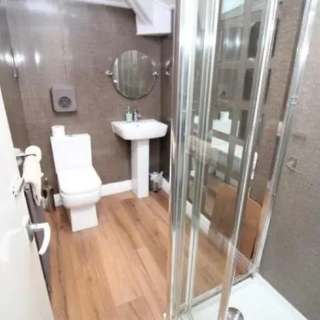Barrie Guest house